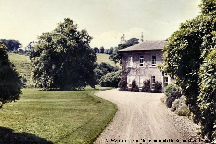 Entrance Avenue, Woodhouse, Stradbally,