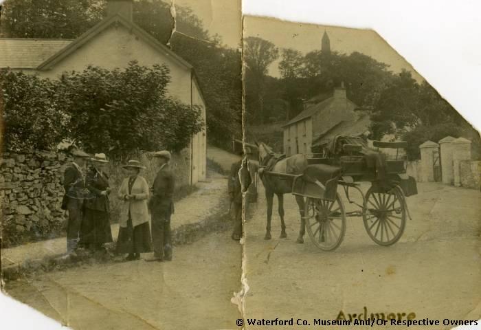 Jaunting Car, Ardmore Village