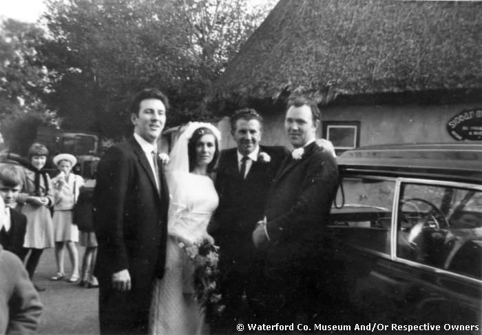 Bobby Clancy's Wedding, Ring