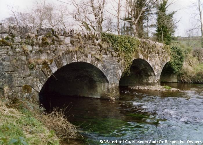 Three Arched Stone Bridge, Lower Glen, Modeligo