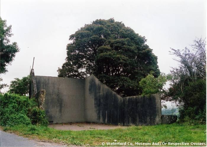 Handball Alley, Modeligo