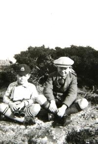 Ninian Stephen At Mighmanninn ?